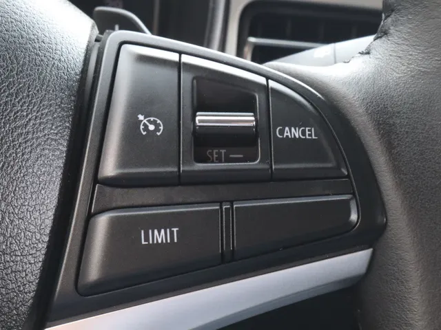 Suzuki Ignis 1.2 Style Hybrid Automaat | Navi | Keyless | Cruise | All Seasons