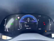 Toyota Yaris 1.5 Hybrid 115 Comfort *NIEUW*Automaat*Navi via Carplay*Camera*Climate Control*Adapt. Cruise Control*LM.Velgen*NIEUWE AUTO!
