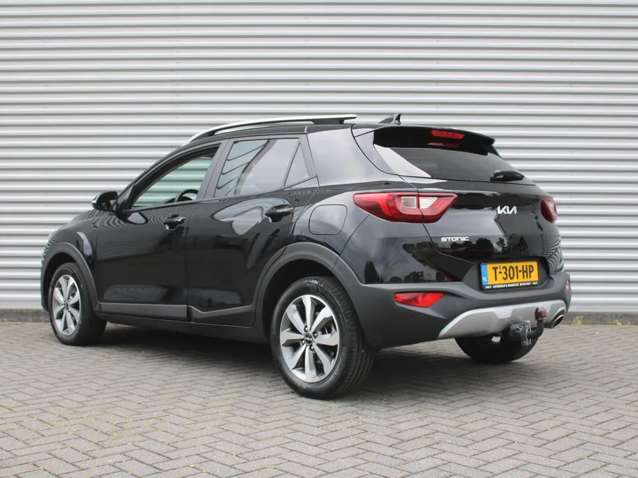 Kia Stonic 1.0 T-GDi MHEV DynamicPlusLine | Trekhaak | 15' LM | Clima | Cruise | Navi | Camera | LED | Keyless | 1e eigenaar |