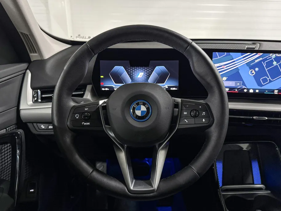 BMW iX1 xDrive30