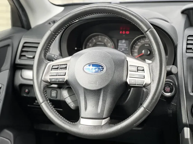 Subaru Forester 2.0 Executive Automaat | Cito Onderhouden & Geleverd | Navigatie | Trekhaak | Elek. Schuif/Kantel Dak | Parkeersensoren Voor