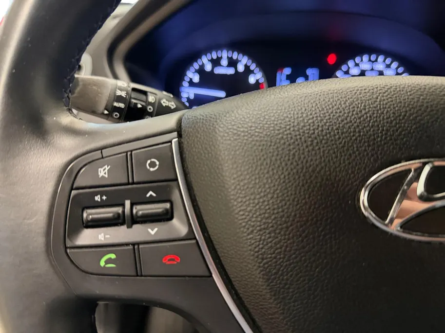 Hyundai i20 1.0 TURBO | BLACK EDITION | NAVI | TREKHAAK | NL-AUTO |