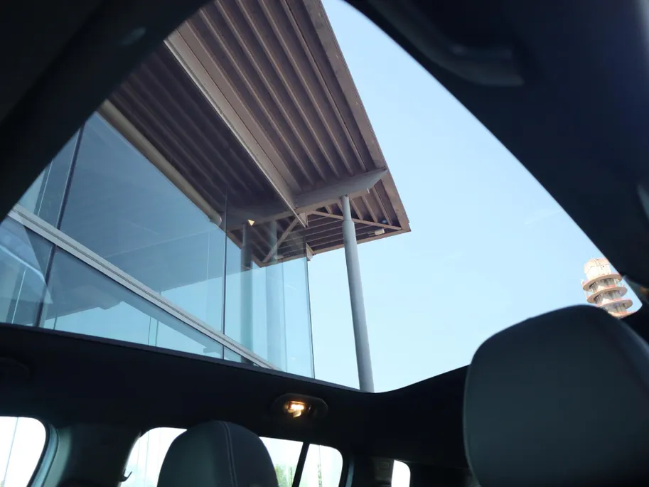 Mercedes-Benz GLB 250+ Business Solution 85.5 kWh l Keyless l Panoramadak l Stoelverwarming