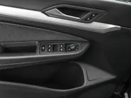 Volkswagen Golf 1.0 eTSI 110pk DSG Life · Camera · Apple/Android Car Play · Sfeerverlichting · P-Sensoren · Navigatie · 16'' Inch · Garantie t/m 04-02-2028 of 100.000km  · EXTRA INRUILKORTING ·