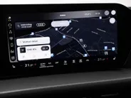 Audi Q4 Q4 S edition performance 82 kWh 286 PK · Trekhaak elek. wegklapbaar · Optiekpakket zwart · Glazen panoramadak