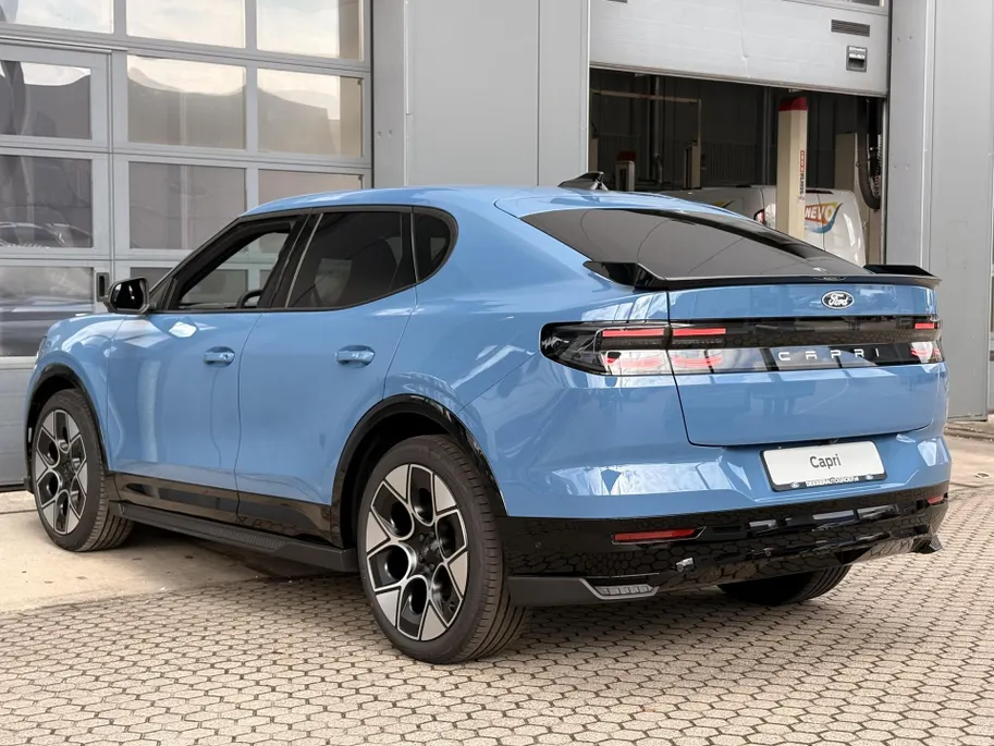 Ford Capri Collection Extended Range RWD 79 kWh UIT VOORRAAD I DRIVER ASSIST PACK I BODYKIT I WINTER PACK I 230V AANSLUITING I 21 ' LM VELGEN I APPLE CARPLAY / ANDROID AUTO I