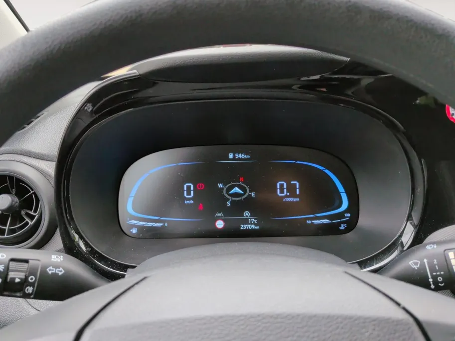 Hyundai i10 1.0 Comfort | Navi | Cruise | Airco | NU Rijklaarprijs! Incl.12 Maanden, APK, Onderhoudsbeurt etc! Premiumpakket gratis!