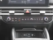 Kia Sportage 1.6 T-GDi Hybrid DynamicLine | Stuur-/stoelverwarming | Camera | Elek. stoelverstelling | Cruise adapt. | LED |  Telefoonlader | 18' LM | Clima |