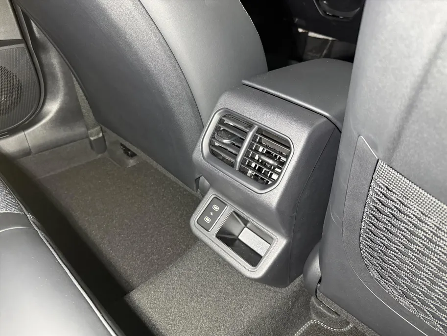 Kia K4 Sportswagon 1.0 T-GDi MHEV 115pk DCT7 GT-Line Launch Edition (schuifdak)