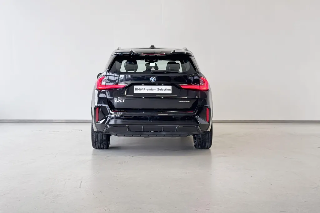 BMW iX1 eDrive20 Premium Pack M Sportpakket Pro