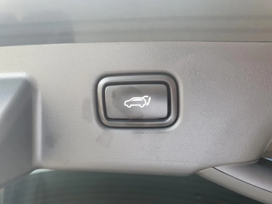 Kia Niro 1.6 GDi Hybrid DynamicPlusLine | Schuifdak | Stoel en stuurverwarming | Dodehoekdetectie | Head-up Display | Camera | verbruik 1 op 20!