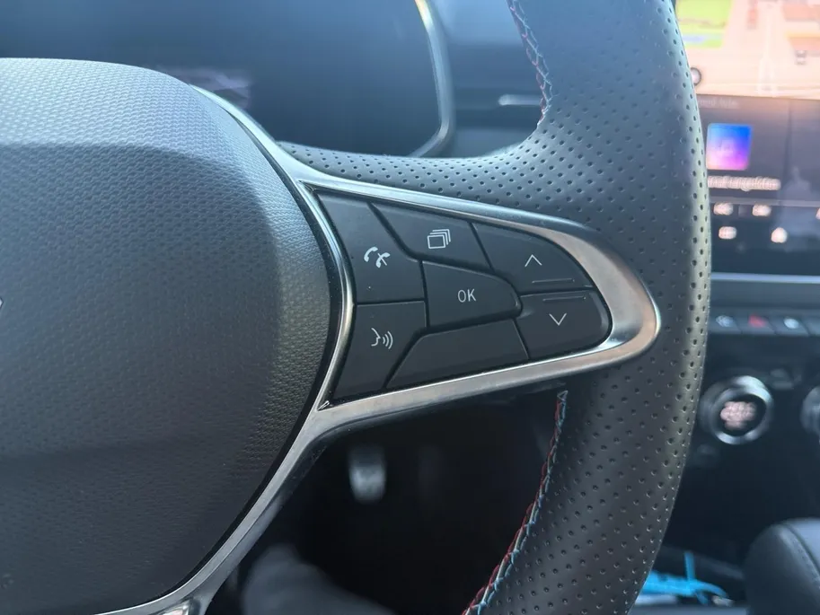 Renault Clio 1.6 E-Tech Full Hybrid 145 esprit Alpine AUTOMAAT NAVI AIRCO CAMERA APPLE CARPLAY ANDROID AUTO ADAPTIEVE CRUISE CONTROLE 9.3 INCH SCHERM ZEER MOOIE AUTO DEALER ONDERHOUDEN