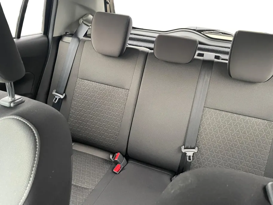Suzuki Swift 1.2 Select Smart Hybrid | 16' lichtmetalen velgen | Apple CarPlay® & Android Auto™ | Stoelverwarming vóór | Adaptive Cruise Control (ACC) |