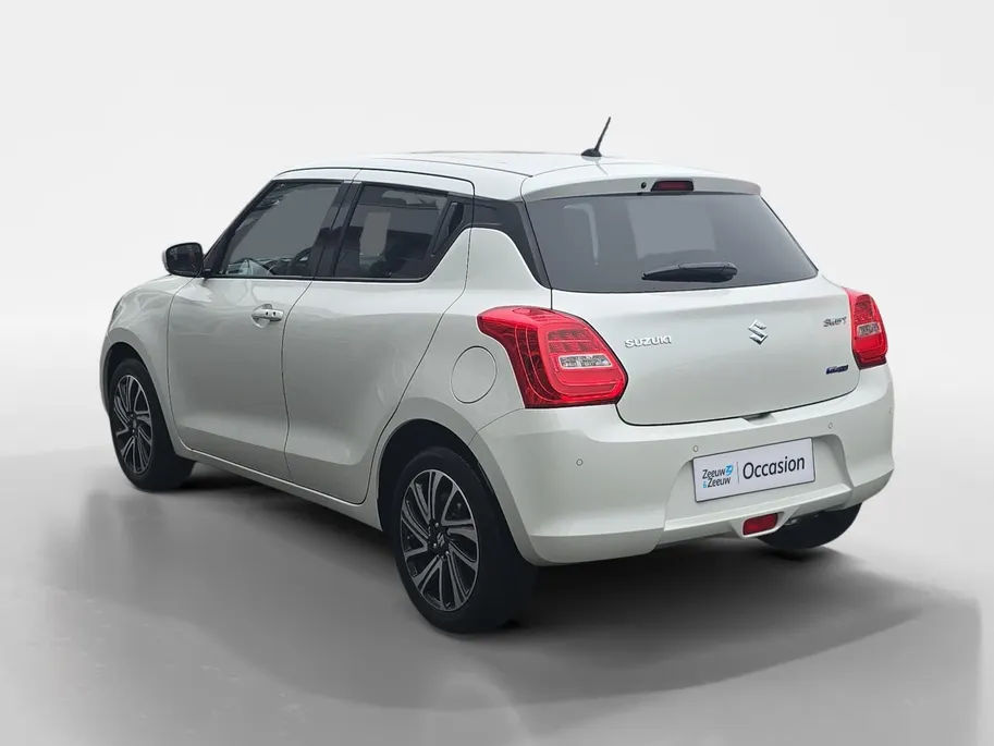 Suzuki Swift 1.2 Select Smart Hybrid | CRUISE/ CLIMATE CONTROL | STOELVERWARMING | NAVIGATIE | CAMERA |