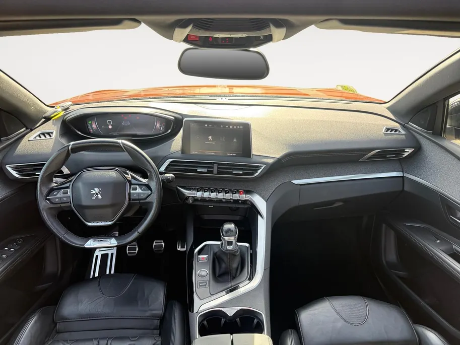 Peugeot 3008 1.2 PureTech GT Line | Trekhaak afneembaar | Navigatie | Stoelverwarming | 360 graden | Cruise Control | Android Auto/Apple Carplay | 12 maanden garantie!