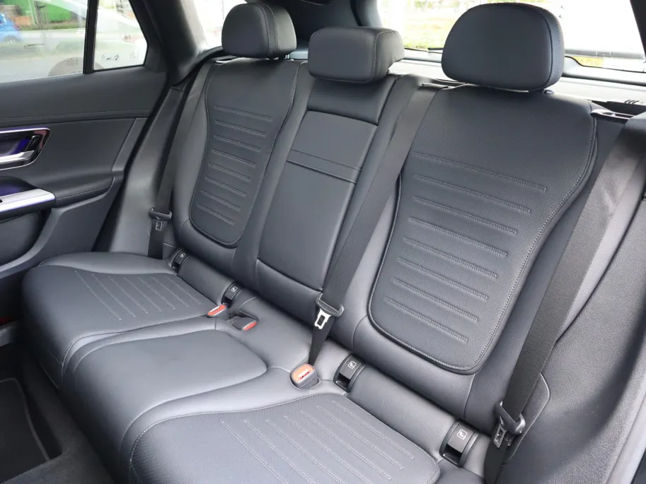 Mercedes-Benz GLC 300e 4MATIC AMG Line