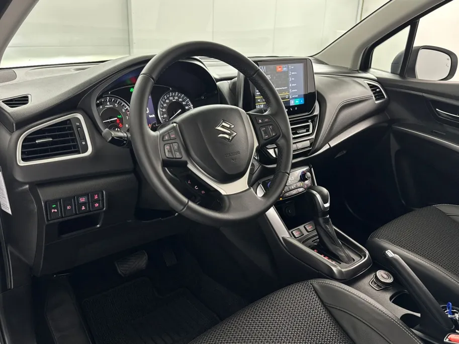 Suzuki S-Cross 1.5 Hybrid AllGrip Style Automaat | Panoramadak | 360 camera | Leder/alcantara bekleding
