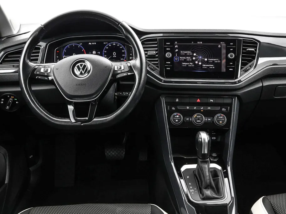 Volkswagen T-Roc 1.5 TSI 150pk DSG Sport · Camera · ACC · Alarmklasse 3 · Apple/Android Car Play · Verkeersbord Detectie · Elek. Inklapbare Spiegels ·