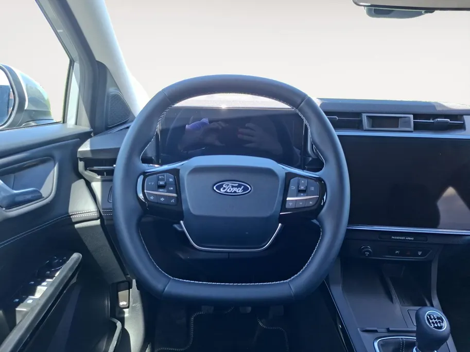 Ford Puma 1.0 EcoBoost Hybrid Titanium | !gratis upgrade naar automaat! | Winterpack | Afn. Trekhaak | Camera | Climate Control | Apple Carplay&Android Auto | Nieuw op voorraad!