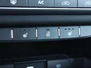 Kia XCeed 1.5 T-GDI MHEV DynamicLine | Android Auto/Apple Carplay | Stoel-/stuurverwarming | 16' LM | Camera | Zeer weinig km |