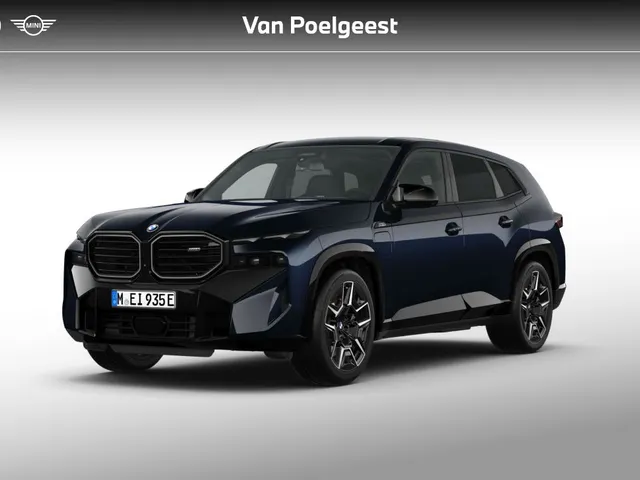 BMW XM