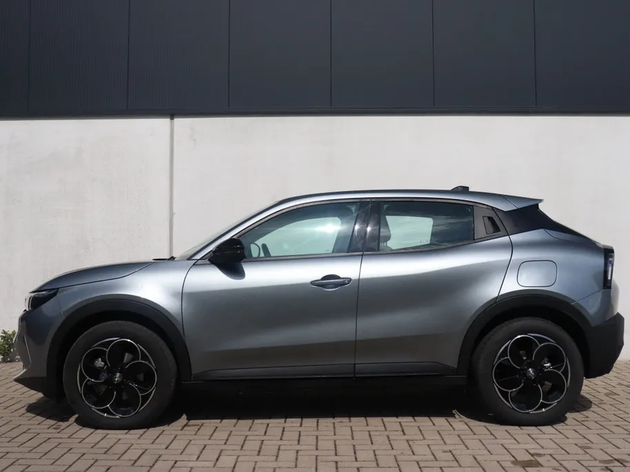 Alfa Romeo Junior Elettrica 54 kWh | Carplay | Clima | Cruise | LED | 18'