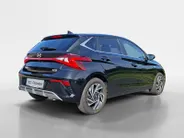 Hyundai i20 1.0 T-GDI Premium | Adaptive Cruisecontrol | Climate Control | Dodehoekdetectie | Stoel&Stuurwielverwarming | Camera | Parkeersensoren | Apple Carplay&Android Auto | BOSE Audio | 16' Lichtmetaal |