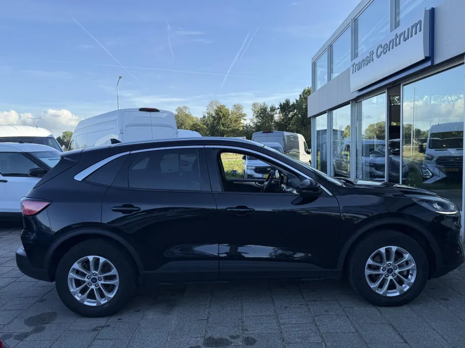 Ford Kuga 2.5 PHEV Titanium