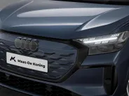 Audi Q4 Q4 S edition performance 82 kWh 286 PK · Trekhaak elek. wegklapbaar · Optiekpakket zwart · Opberg- en bagageruimtepakket