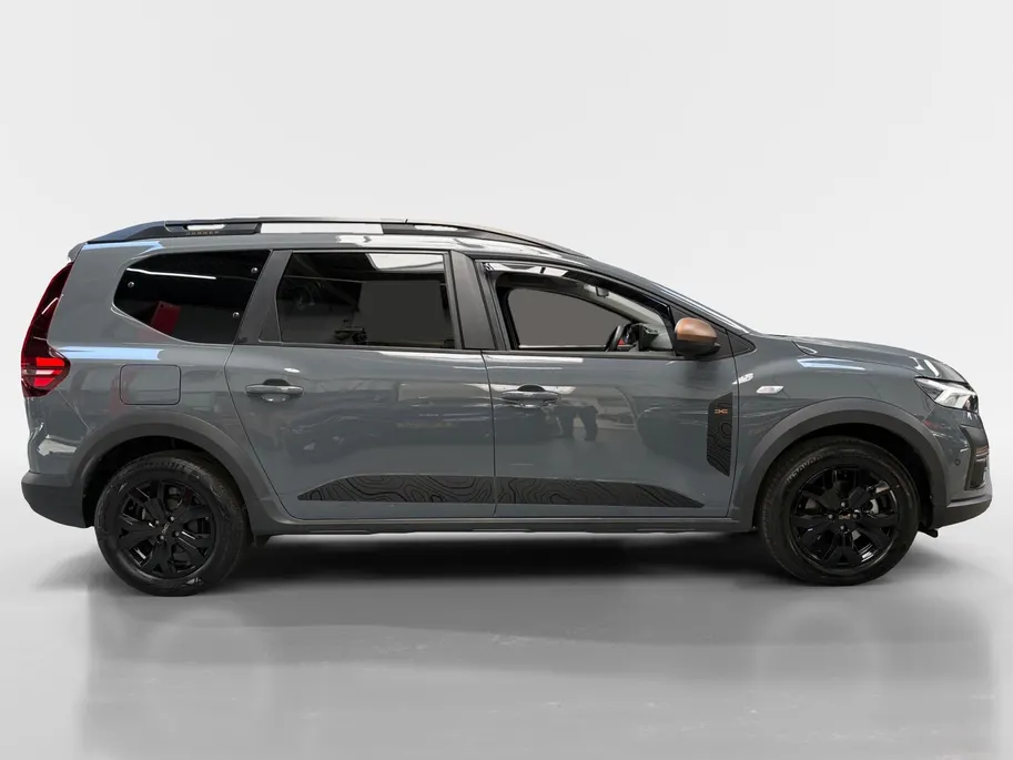 Dacia Jogger 1.6 Hybrid 140 Extreme 7p. ZUINIG | RUIM | Stoelverwarming | Climate control | Carplay |