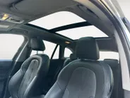 BMW X1 sDrive18i High Executive | Automaat | Head-Up Display | Automatische Achterklep | Panorama Dak | Stoelverwarming | Volledig Lederen Bekleding | Dealer Onderhouden | Camera | 12 Maanden BOVAG Garantie