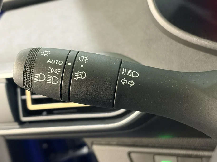 Dacia Sandero Stepway 100PK TCe ECO-G Up&Go | 1e eigenaar | Navi | Camera | Parkeersensoren | Apple CarPlay/Android Auto | Lichtmetalen Velgen | Climate Control | Cruise Control | Armsteun |