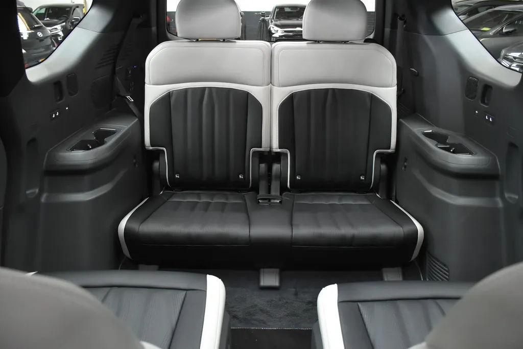 Kia EV9 99,8kWh 384pk AWD Dual Motor (6-zits) GT-Line STAAT IN BESTELLING
