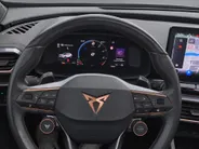 CUPRA Formentor 1.4TSIe-Hybrid 180kW/245PK VZ · Panoramadak · Trekhaak · Apple/Android Car Play · Camera