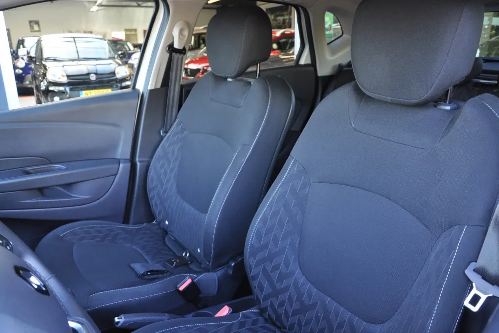 Renault Captur 0.9 TCe Limited NAVI Pack Comfort