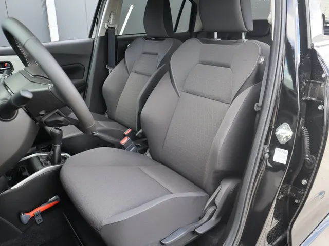 Suzuki Swift 1.2 Style Smart Hybrid