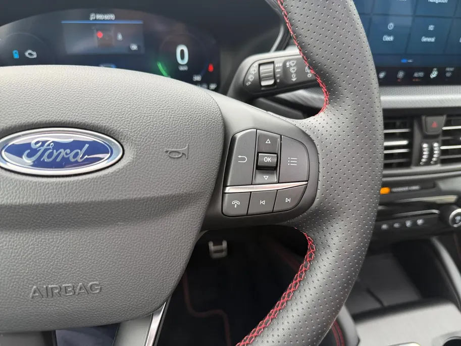 Ford Kuga 2.5 PHEV ST-Line X 1e Eigenaar! | Elektr. Trekhaak | Panoramadak | B&O Sound | Winter Pack | HUD | Dodehoek Detectie | Full optie! | Fabrieksgarantie! |