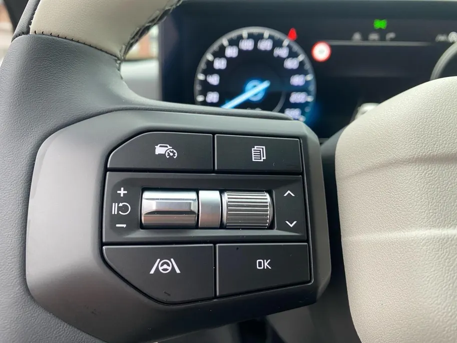 Kia Stonic 1.0 T-GDi MHEV GT-Line | Navigatie | Schuif/kantel dak | Stoel + Stuurverwarming | Cruise control | LM-Velgen | GT-Line