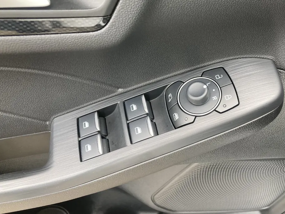 Ford Kuga 2.5 PHEV ST-Line-navi-winterpack Navigatie-Winterpack-verwarmde achterbank-Privacy glass