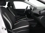 Hyundai i10 1.0 Comfort | Carplay | Airco | Cruise | NU Rijklaarprijs! Incl.12 Maanden, APK, Onderhoudsbeurt etc! Premiumpakket gratis!