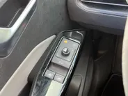Volkswagen ID.3 First Plus 58 kWh SOH 90,8 | Panoramadak | WLTP 424 km | Adapt. Cruise | Navigatie | CarPlay | Stoel-/stuurverwarming | Etc.