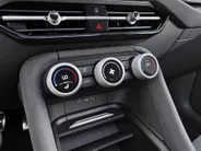 Škoda Kodiaq 1.5 TSI 204pk DSG PHEV Sportline Business · Panoramadak · Wegklapbare Trekhaak · Camera · Elek. Trekhaak · Elek. Voorstoel · 19'' Inch · Garantie t/m 01-07-2030 of 100.000km