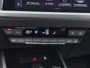 Audi Q4 e-tron 40 Launch edition Advanced Plus 77 kWh/204pk · SOH 94,7% · Camera · Matrix LED · Warmtepomp · Head-Up Display · Elek. Achterklep · Dodehoeksensor · Stoelverwarming ·