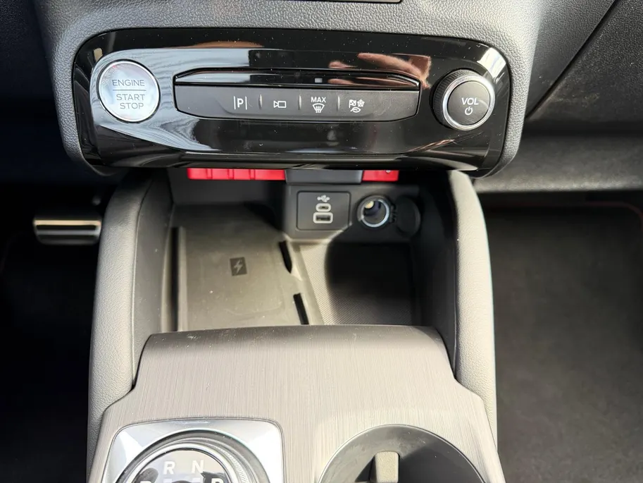 Ford Kuga 2.5 PHEV ST-Line X | Uit Voorraad Leverbaar | Automaat | €4.000,- Ready Set Ford Bonus | Trekhaak | 2100kg Trekgewicht | Adapt. Cruise Control | BLISS | 360 Graden Camera | Winter Pakket | Apple Carplay & Android Auto