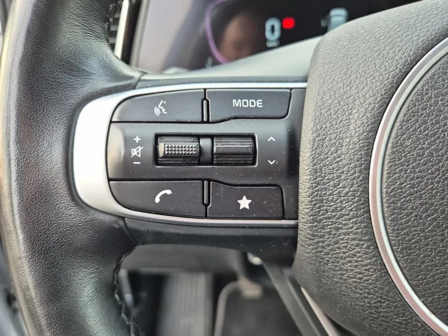 Kia Sportage 1.6 T-GDi MHEV DynamicLine | Cruise Control | Climate Control | Navigatie | Apple Carplay/Android Auto | Camera | Stoelverwarming | Stuurverwarming | Parkeersensoren |