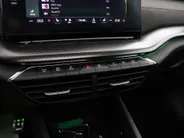 Škoda Octavia 1.4 TSI 245pk DSG RS iV PHEV · Panoramadak · Camera · Elek. Voorstoelen · Head-Up · Stoel-& Stuurverwarming · 19'' Inch · Canton Audio ·