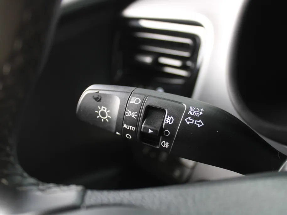 Kia Stonic 1.0 T-GDi MHEV DynamicLine | 15' LM | Apple Carplay/Android Auto | Navi | Camera | Cruise | LED | Airco |