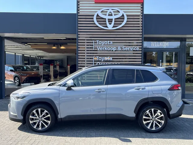 Toyota Corolla Cross Hybrid 140 Dynamic | Parkeersensoren V+A | All Seasons