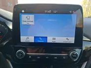Ford Fiesta 1.0 EcoBoost Titanium | NL-Auto | 1e Eigenaar | Adaptieve Cruise Control | Camera | Dode hoek identificatie | Parkeersensoren voor en achter | Apple Carplay / Android Auto | Climate Control | Lichtmetalen velgen