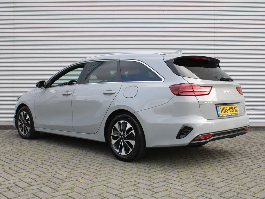 Kia Ceed Sportswagon 1.0 T-GDi MHEV Design Edition | Stuur-/stoelverwarming | Cruise adapt. | Camera | 16' LM | Elek. achterklep | JBL audio | LED |